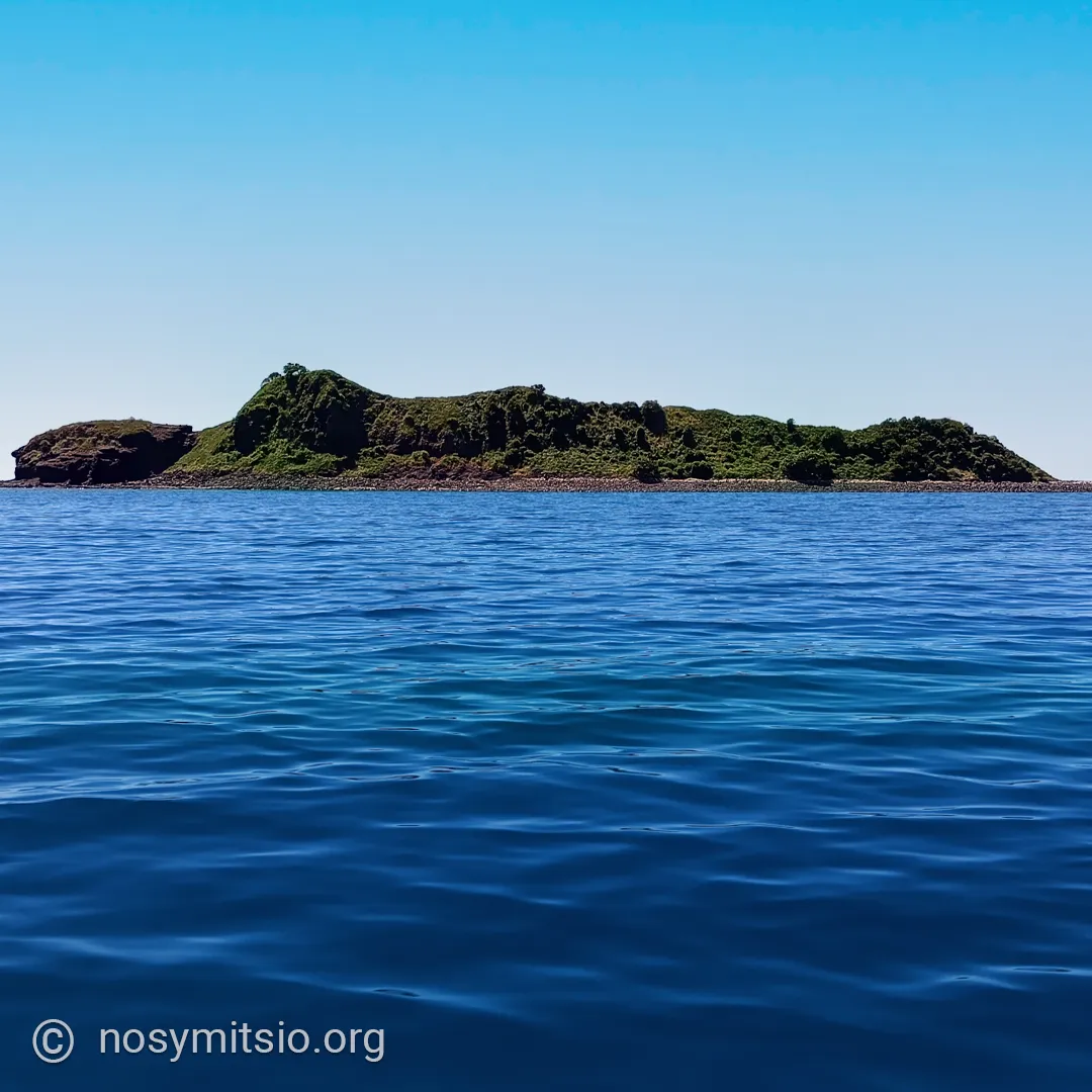 snorkeling-nosy-iranja